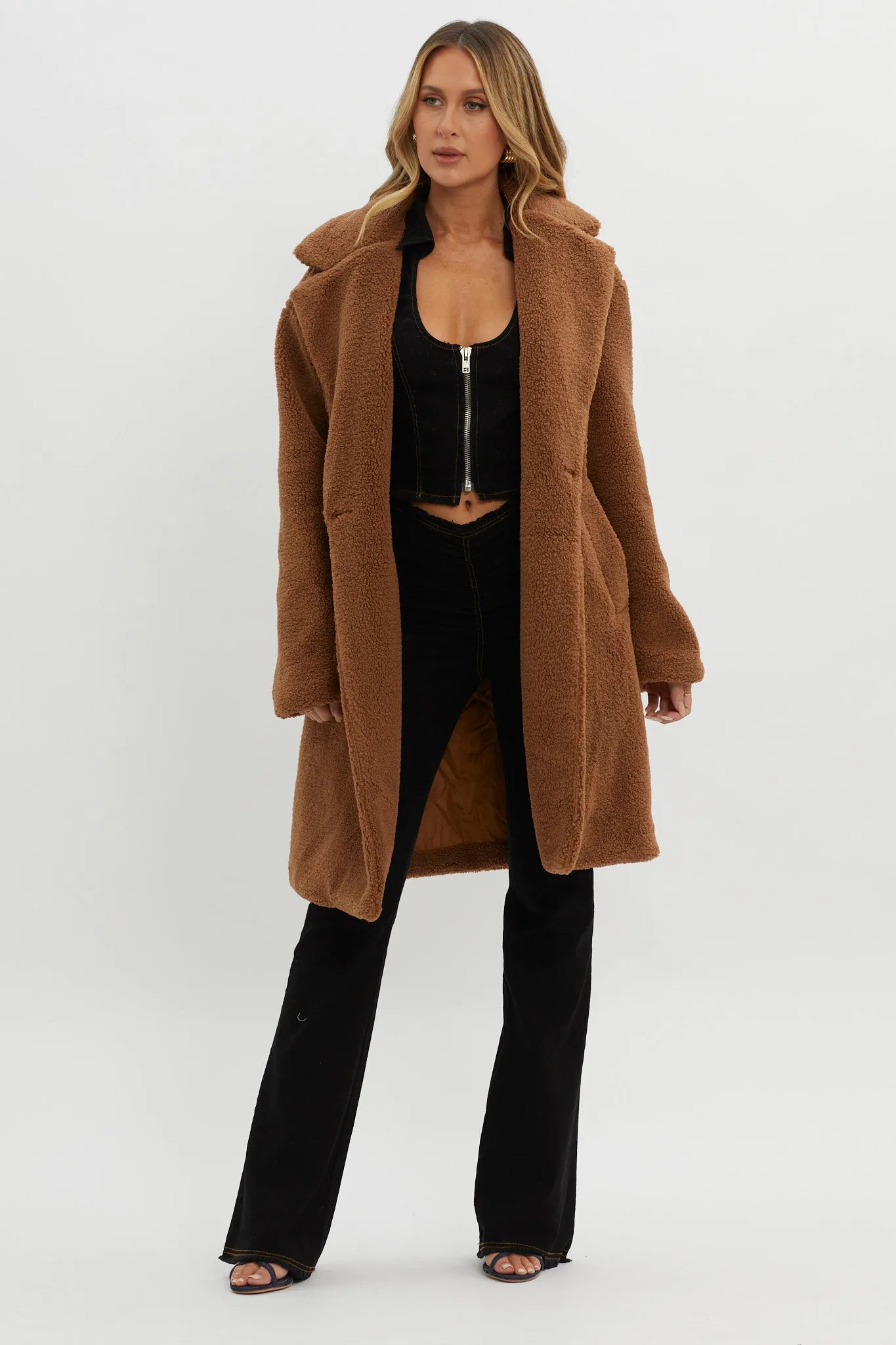 Alaska Long Side Pocket Coat Mocha