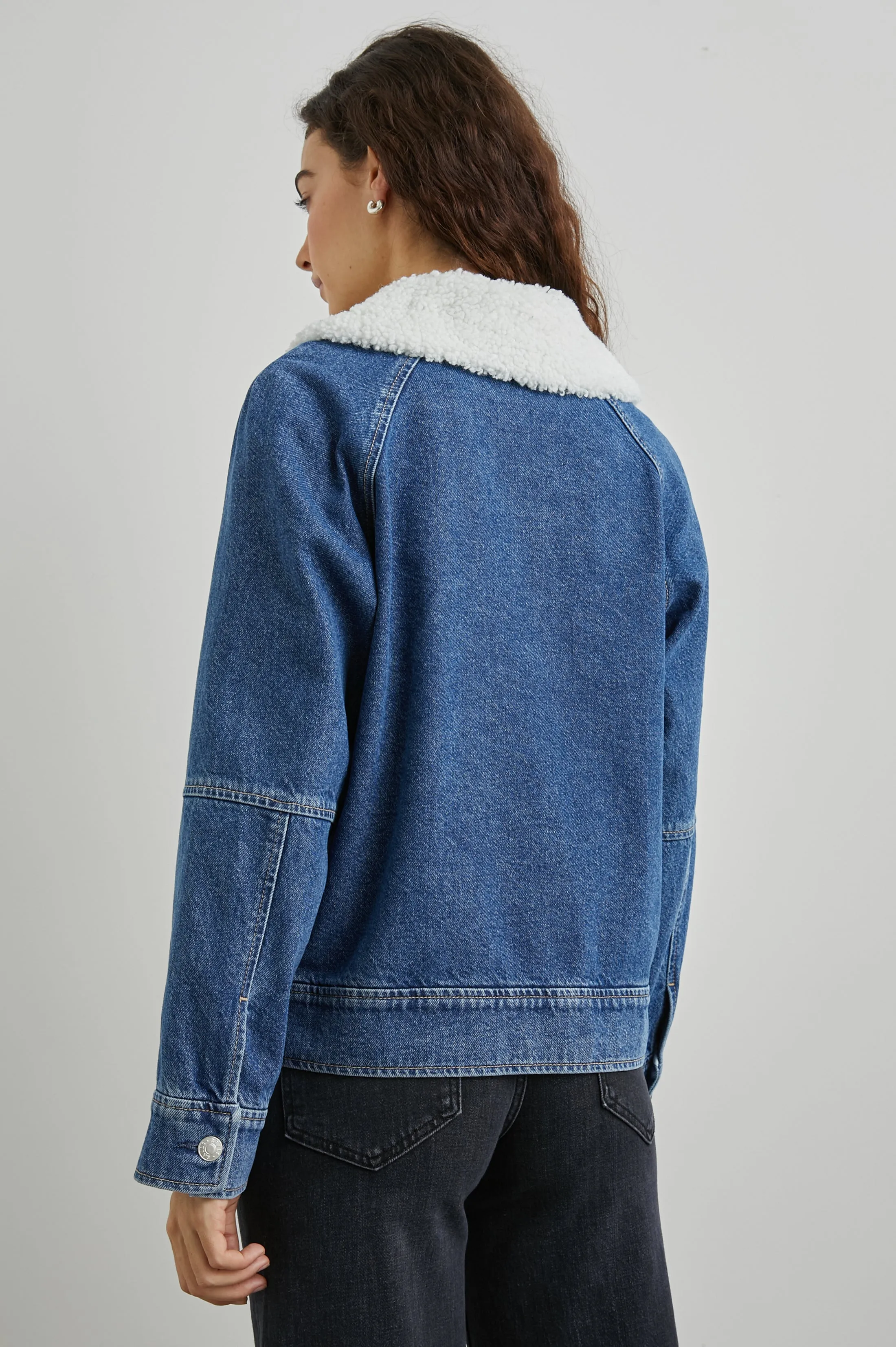 CHEYENNE JACKET - INDIGO SHERPA