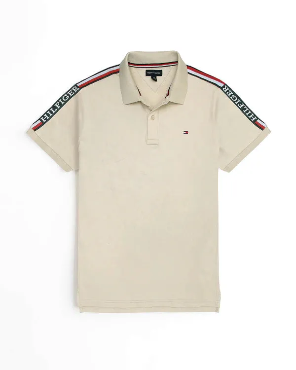 TM - Men 'Beige' Hilfiger Logo Stripe Polo TM882