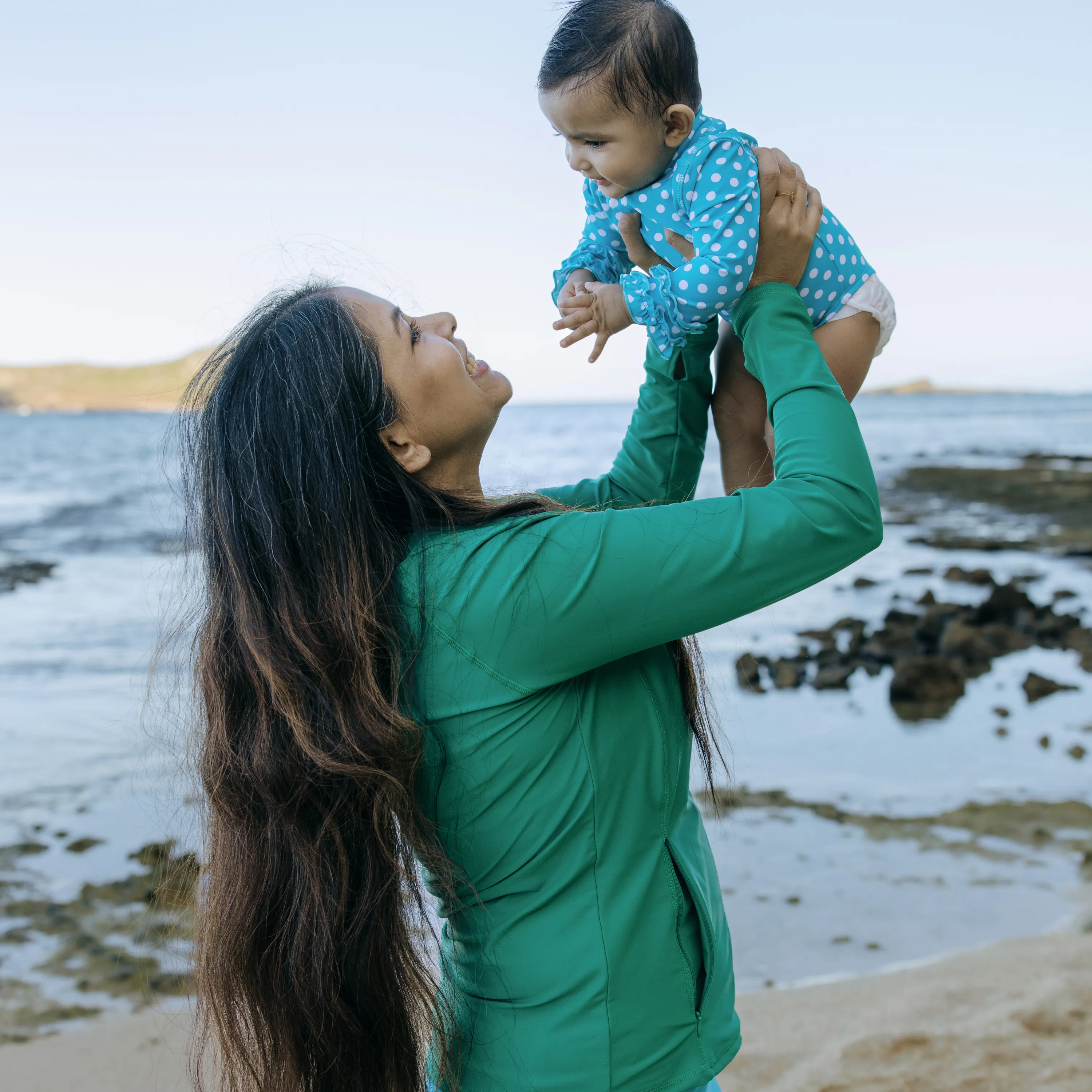 Women's Long Sleeve Rash Guard with Pockets | "Greenlake"