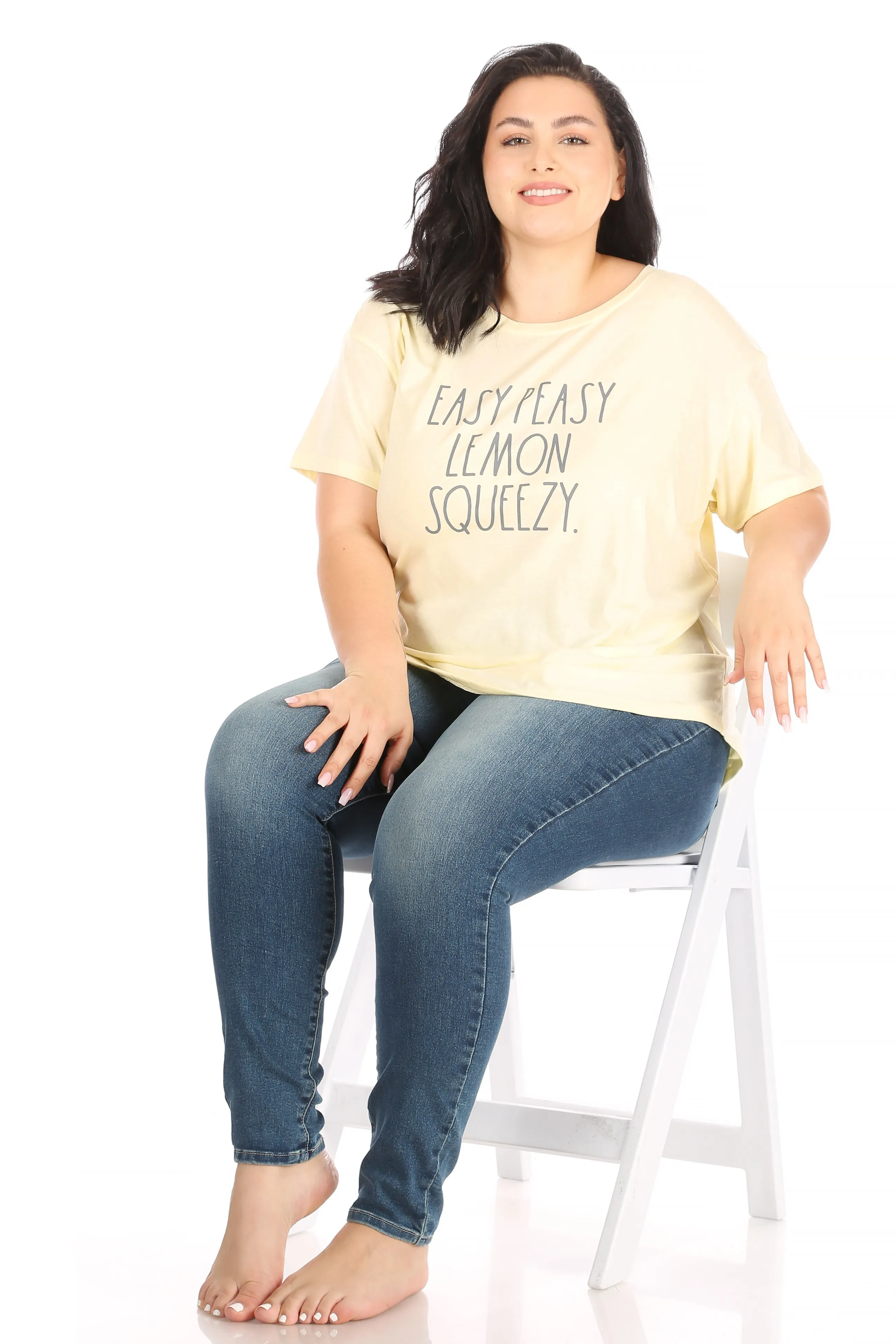 Women's Plus Size "EASY PEASY LEMON SQUEAZY" Short Sleeve Shirttail Hem T-Shirt